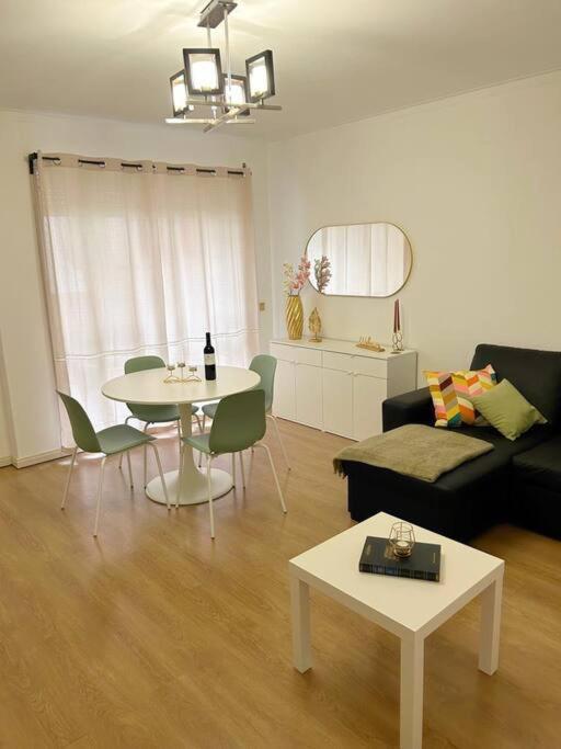 Oporto Music Flat - Very Central & Free Parking Luaran gambar